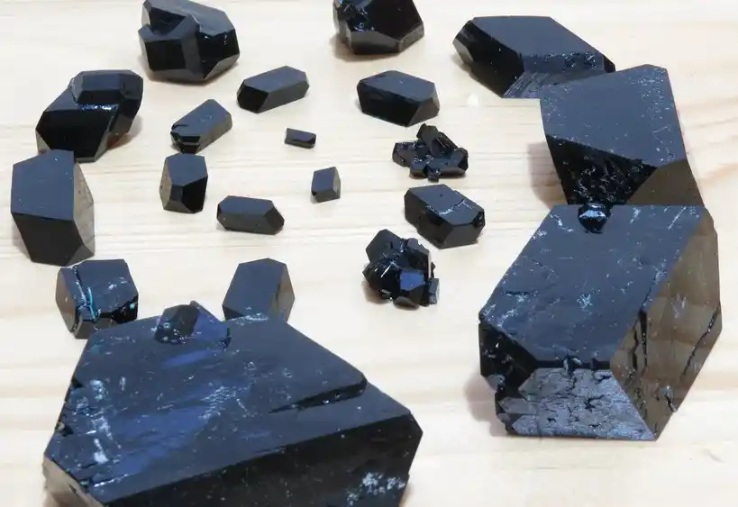 crystal14.webp